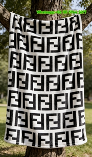 Fendi FF Monogram Flannel Sofa Throw Blanket Luxury Designer IMG_9370